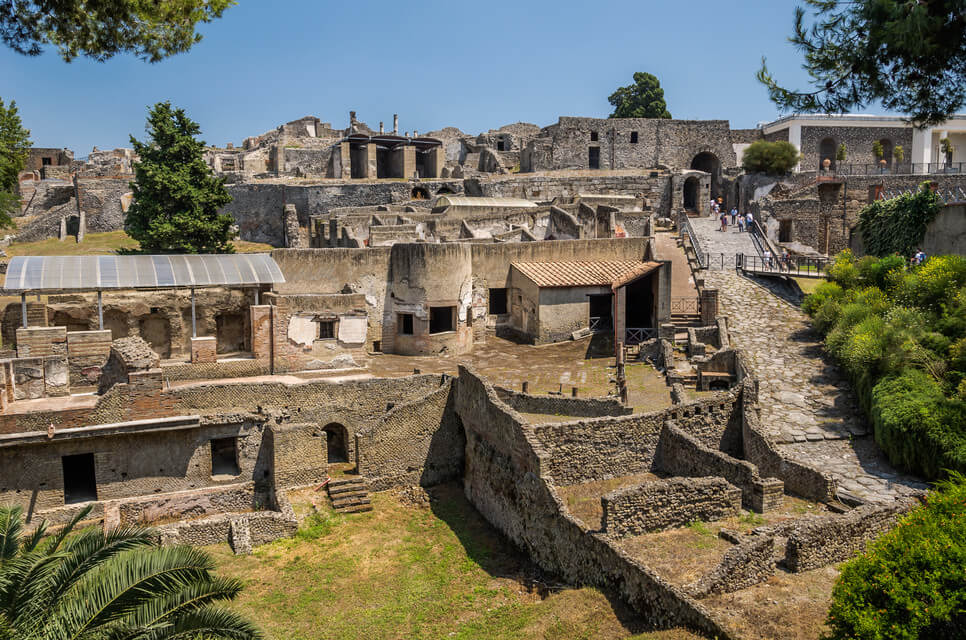Pompeii-Travel in Italy